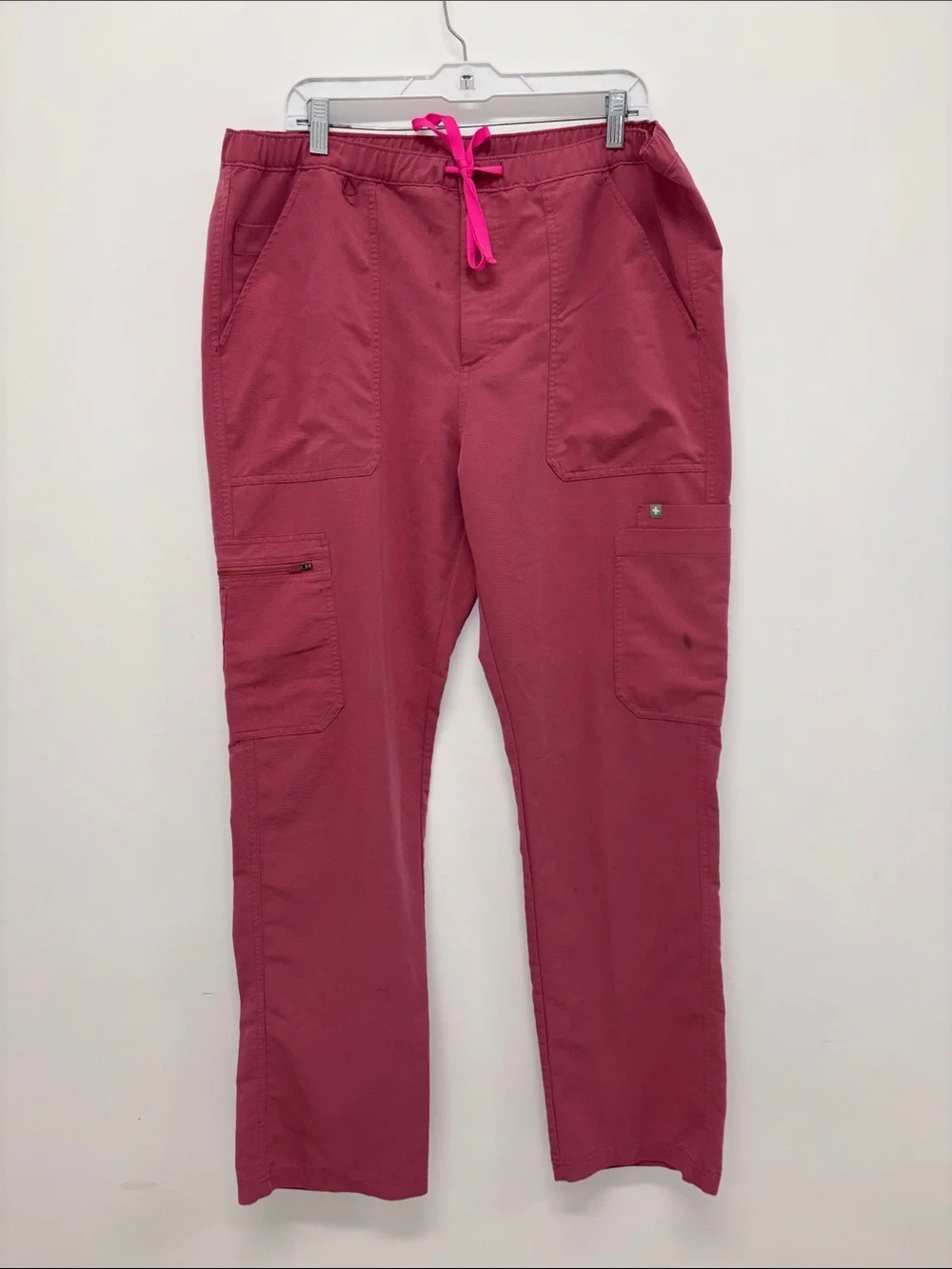 Figs quartz? Cairo straight leg cargo scrub pants XL
